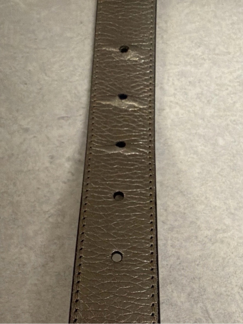 Gucci Brown Leather Belt with Crystal-Embellished Round Buckle - Picture 3 of 5